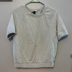 Universal thread short sleeve tshirt